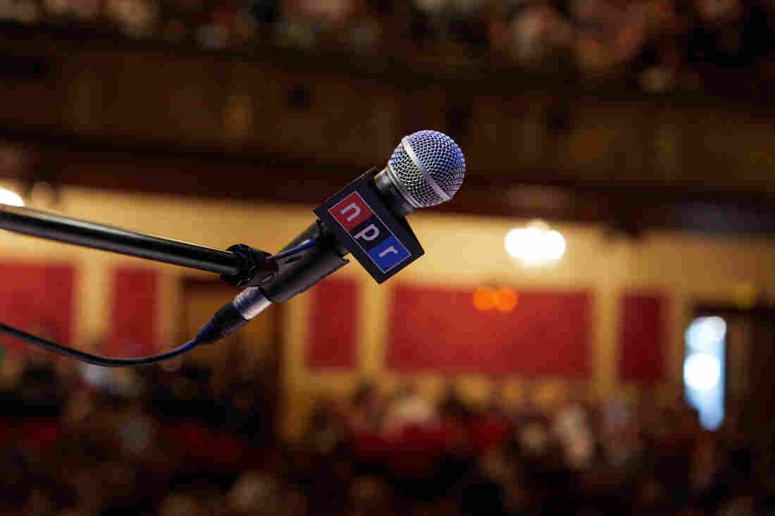 How I Built This with Guy Raz, live from the Athenaeum Theatre in Chicago, IL, July 18, 2018. Photo taken by Kevin Penczak.
