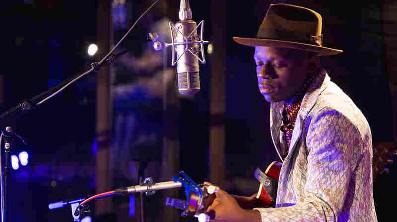 Watch J.S. Ondara Perform 'Saying Goodbye' Live 