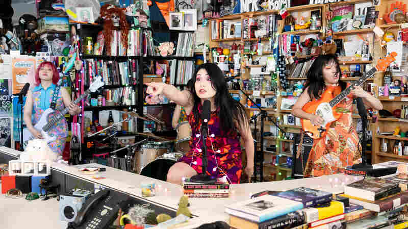 Otoboke Beaver: Tiny Desk Concert