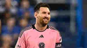 Napkin securing Lionel Messi's first contract fetches nearly $1 million at auction