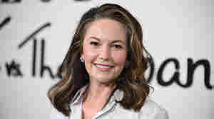 Diane Lane talks therapy and adopting a tortoise